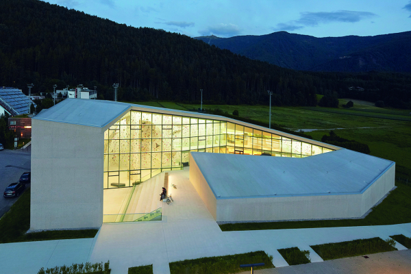 T9 4 Kletterzentrum Bruneck Rene Riller