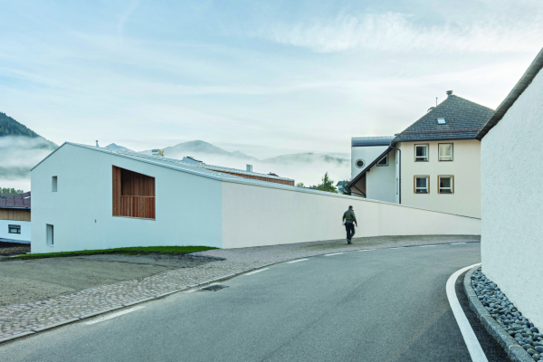 feld72 Kindergarten Niederolang 3013 14 c Hertha Hurnaus